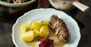 Zrazy wołowe z musztardą i boczkiem. Przepis krok po kroku