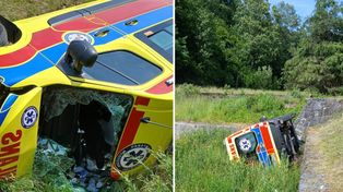 Wypadek karetki w Wierchomli Wielkiej. Dwóch ratowników w szpitalu