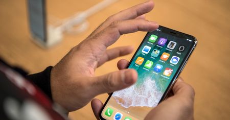 Microsoft Teams na iOS-a dostał aktualizację. To szereg poprawek ułatwiających pracę zdalną