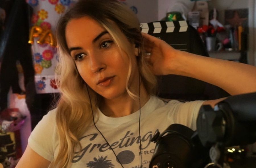 Streamerka Emily transmituje na żywo od 3 lat