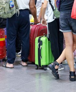 Nigdy nie umieszczaj na walizce. Złodzieje tylko na to czekają