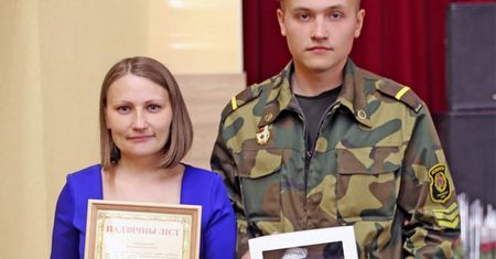 Miły gest reżimu. Koszulki z Łukaszenką dla poborowych