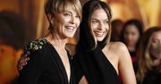Margot Robbie z mamą na premierze filmu "Babylon". Wszyscy zwrócili uwagę na jedno