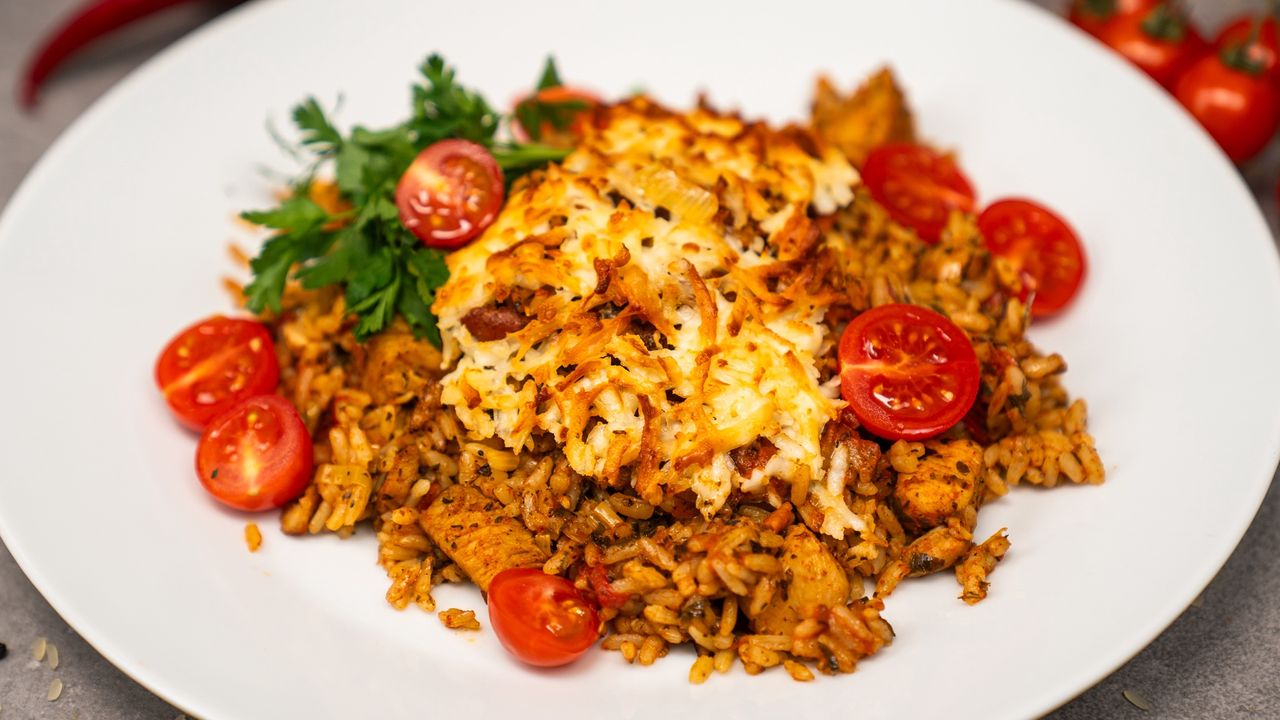Zapiekanka ryżowa z halloumi