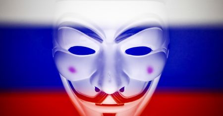 Anonymous spełnili groźbę. Kara dla Nestle za interesy z Putinem