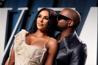 Kim Kardashian zaliczyła WPADKĘ, promując nowy album Kanye Westa