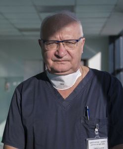 Prof. Simon uderza w rząd. "Narażamy się na śmieszność"