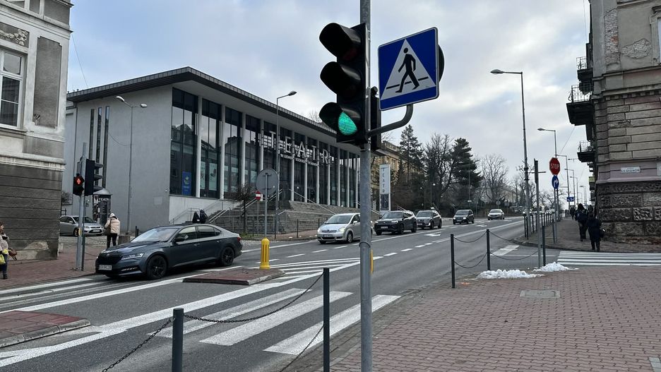 Choć początkowo światła na ulicy Mickiewicza wywołały spore poruszenie wśród kierowców i pieszych, to po ośmiu miesiącach prawie wszyscy się już do nich przyzwyczaili