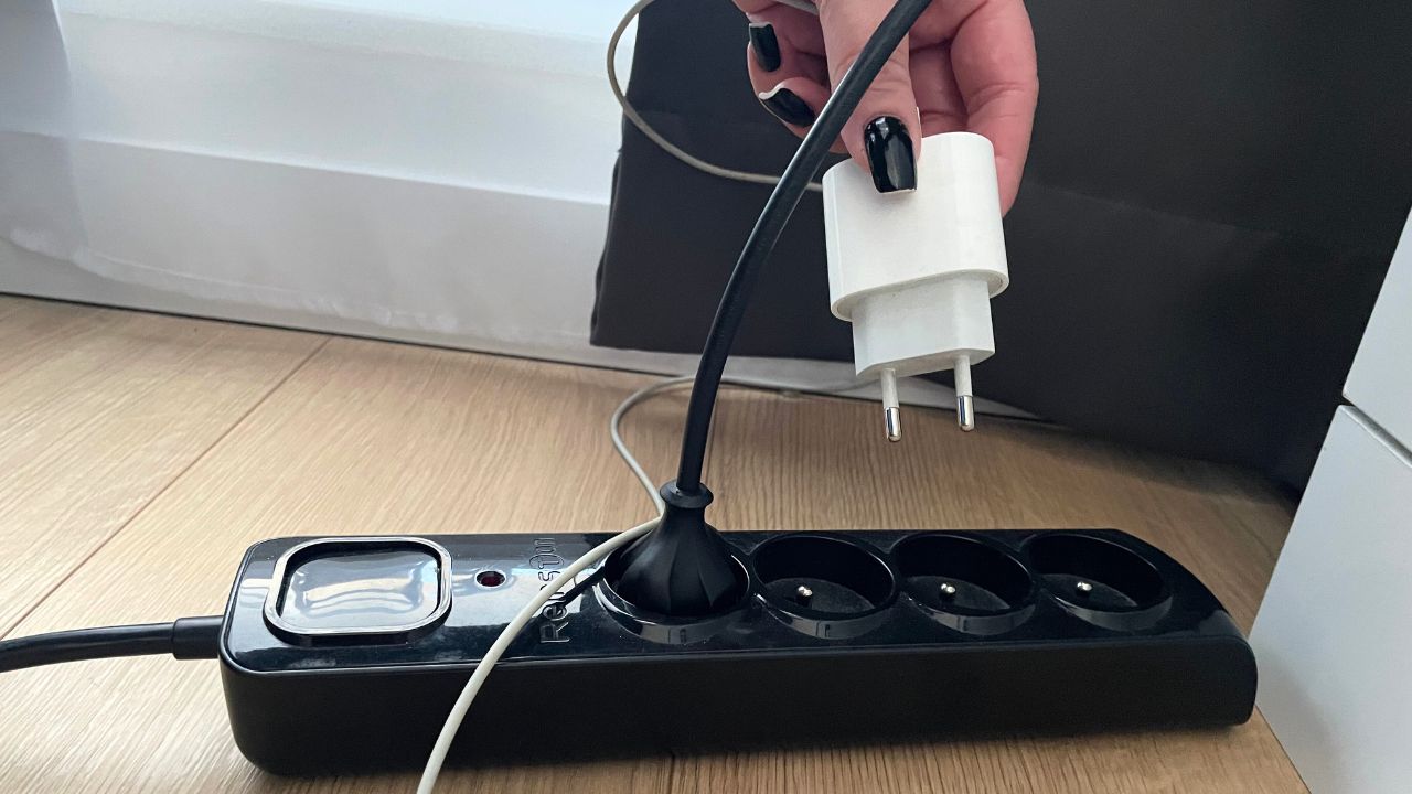 Unplugging your chargers: An intelligent way to cut your electricity bill?