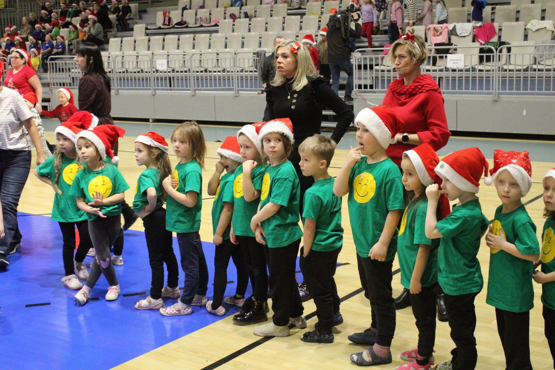 MIKOŁAJKI DLA DZIECI Z KOSZALIŃSKICH PRZEDSZKOLI