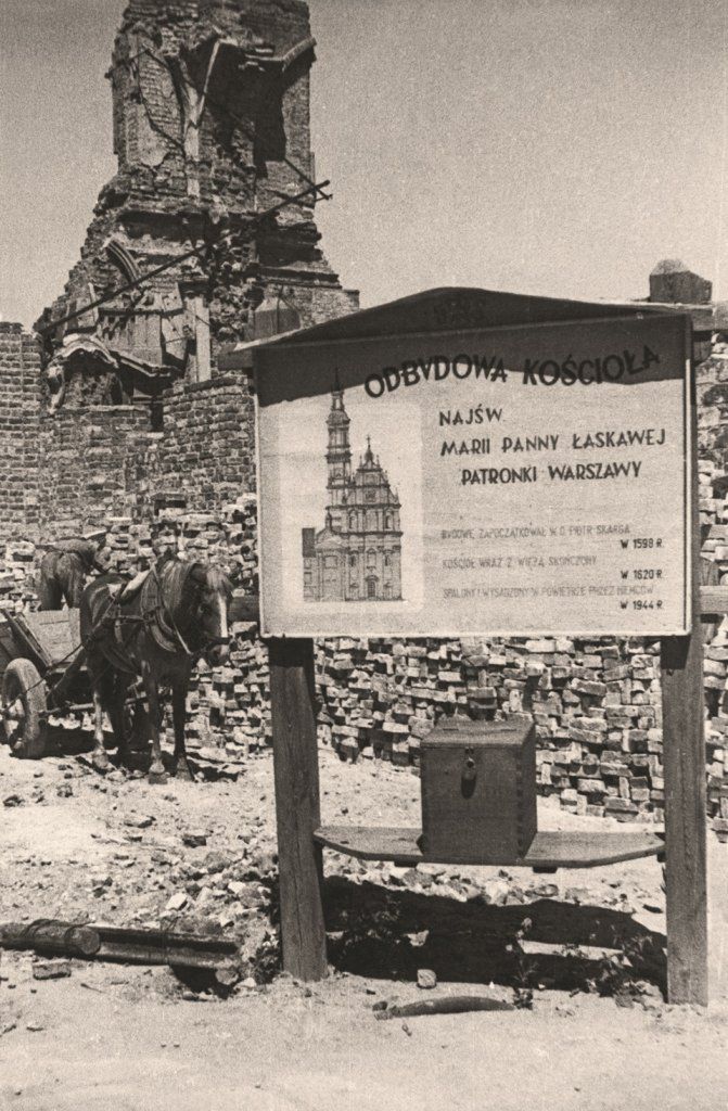 Podnosząca się z gruzów stolica na zdjęciach z albumu "Warszawa lata 40." 13