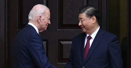 Wojna o chipy. USA uderzają w Chiny. "Są to najmocniejsze restrykcje"