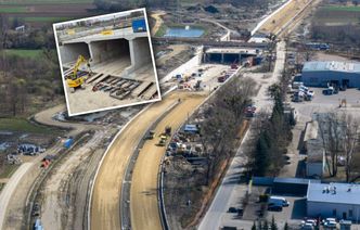 Waży 5,5 tys. ton i musi wejść pod tory. "Tego w Polsce jeszcze nie było"