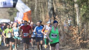 Jastrzębia: Ponad 300 osób pobiegło Tropem Wilczym. Zobacz zdjęcia