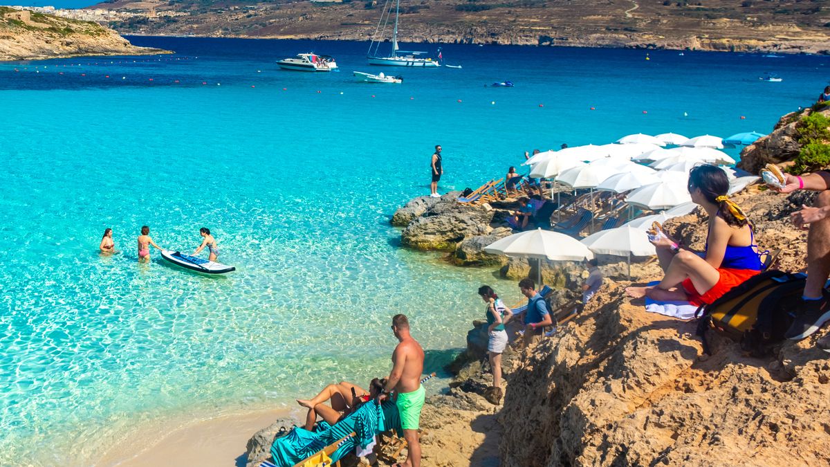 Comino to dla większości turystów punkt obowiązkowy wizyty na Malcie