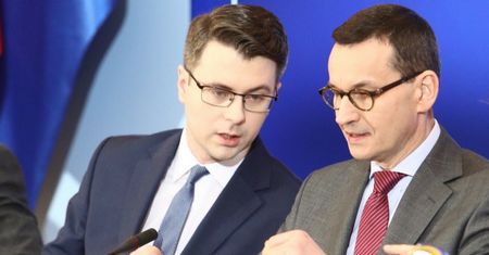 Państwowe spółki podzielą się zyskami z obywatelami? "W wakacje będą decyzje"