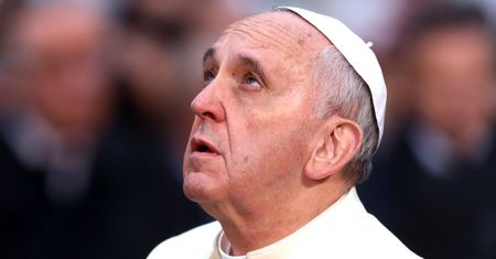 Watykan. Alarmujące wieści. Papież Franciszek trafił do szpitala