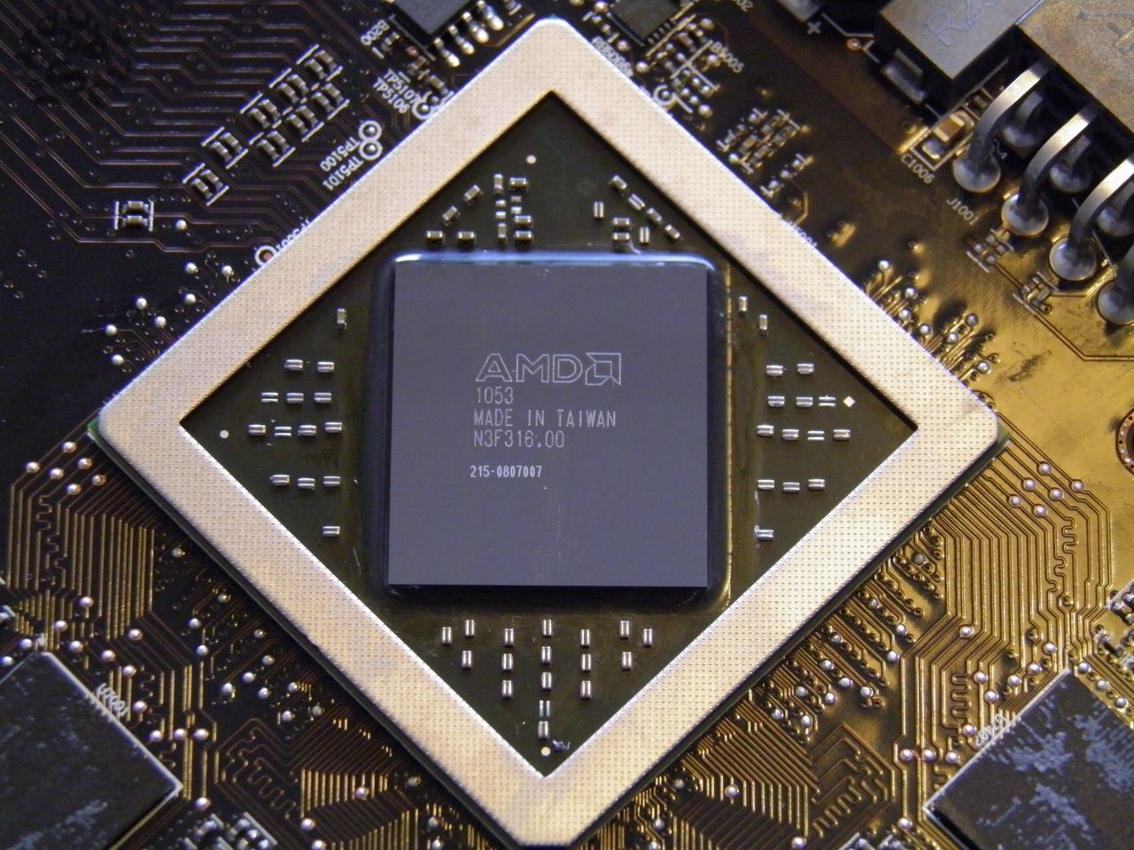 AMD Radeon HD 6990 (fot. AMD)