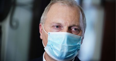 Lech Kołakowski i Jan Krzysztof Ardanowski. PiS podjął decyzję wobec zawieszonych posłów