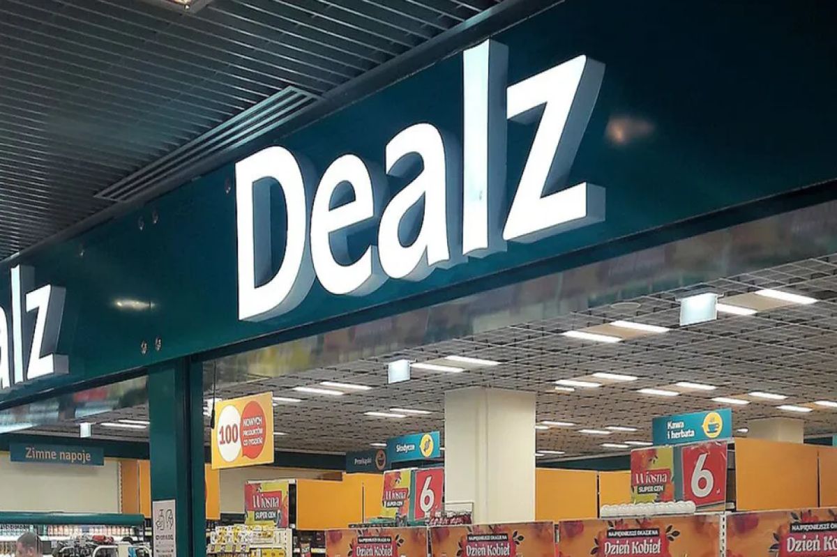 Dealz kusi ofertami na Mikołajki. Już od 6 zł za zabawkę