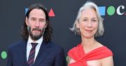 Szykowni Keanu Reeves i Alexandra Grant ZACHWYCAJĄ na gali MOCA 2022 (ZDJĘCIA)