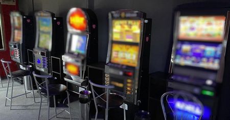 Częstochowa. "Uparty" salon gier. Po wykryciu nielegalnych automatów, "wstawił" kolejne
