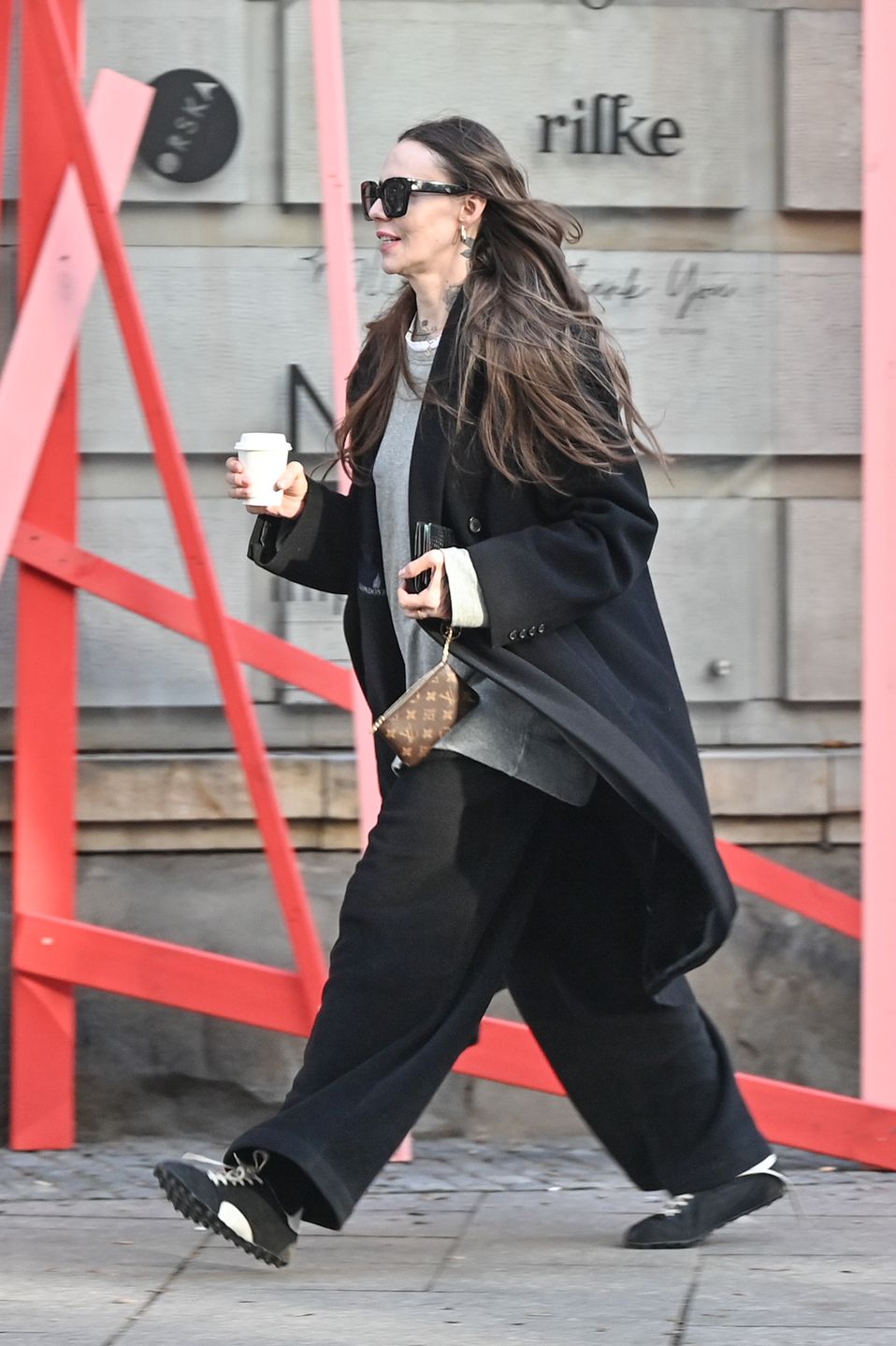 Maja Sablewska parkuje na zakazie