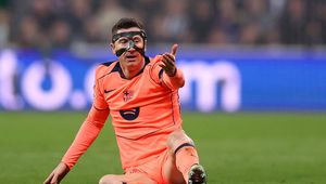 Hiszpanie nie mieli litości dla Lewandowskiego. "Nieistotny występ"