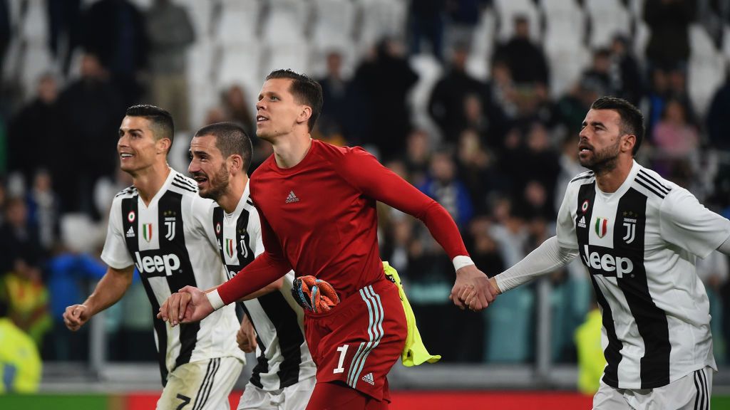 Zdjęcie okładkowe artykułu: Getty Images / Pier Marco Tacca / Na zdjęciu: piłkarze Juventusu Turyn (w środku Wojciech Szczęsny)