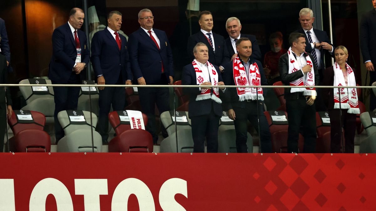 Zdjęcie okładkowe artykułu: PAP / Leszek Szymański  / Na zdjęciu: Prezydent Andrzej Duda na Stadionie Narodowym