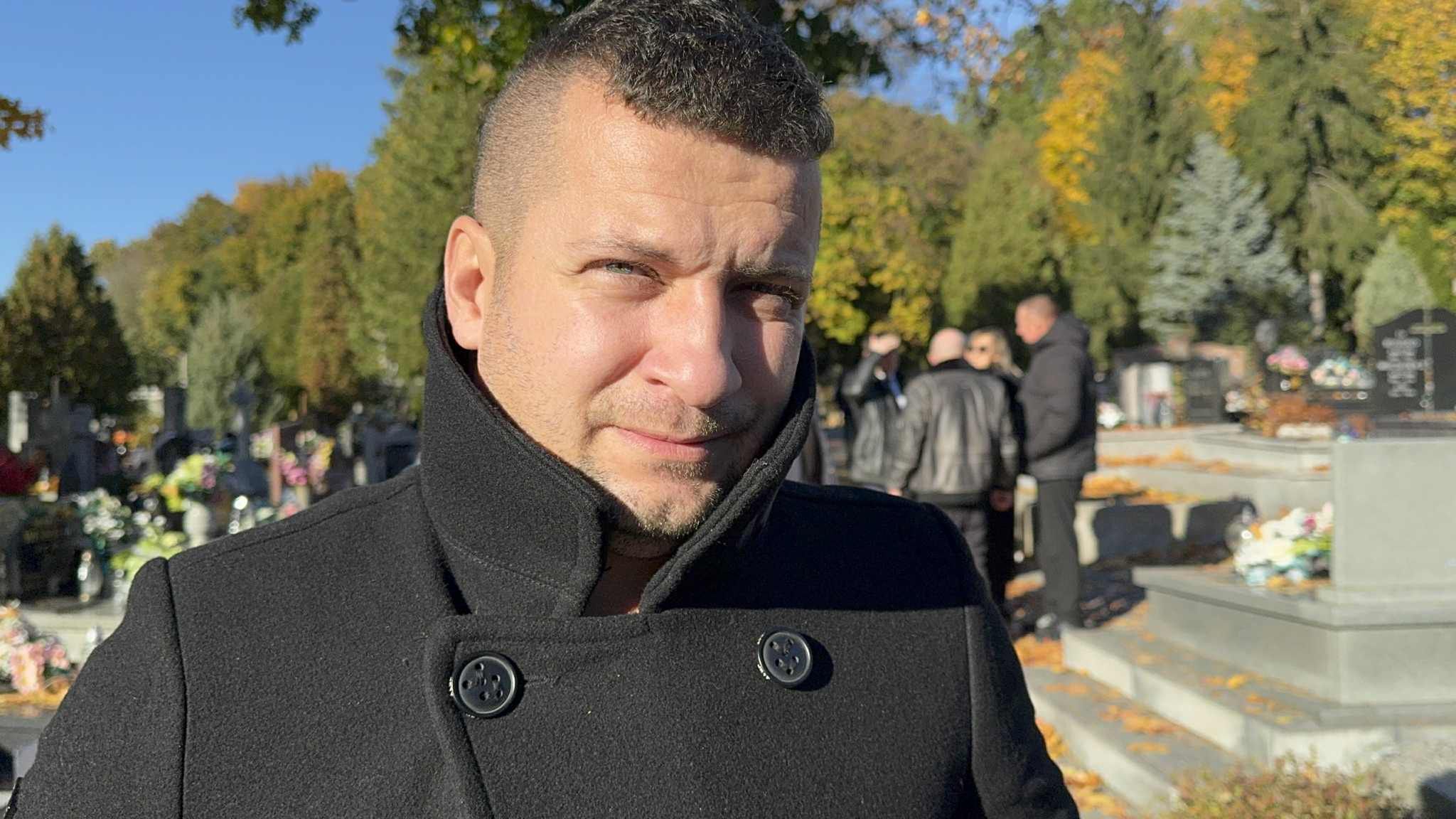 - Pożegnałem serdecznego przyjaciela - przyznaje Arkadiusz.