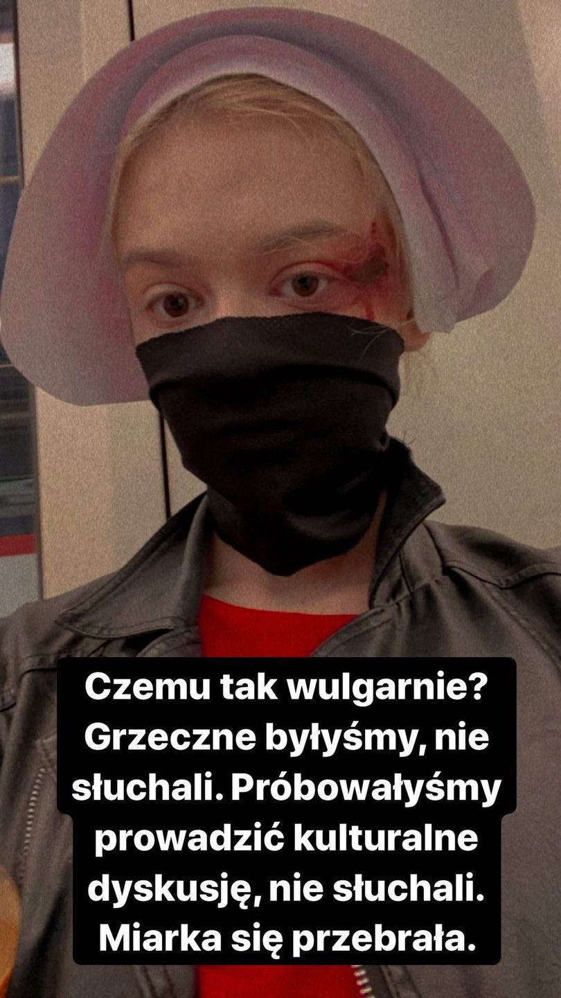 Julia Wróblewska z ciążowym brzuszkiem wybrała się na Strajk Kobiet w Warszawie