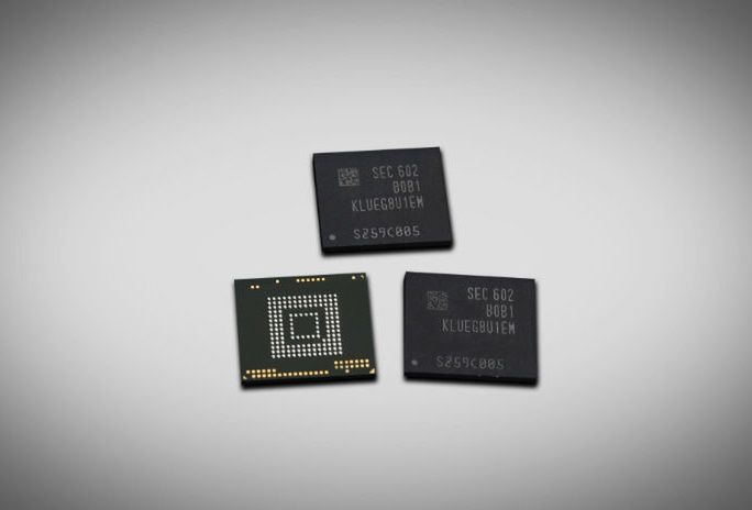 Nowe pamięci Samsunga dla smartfonów szybsze od dysków SSD