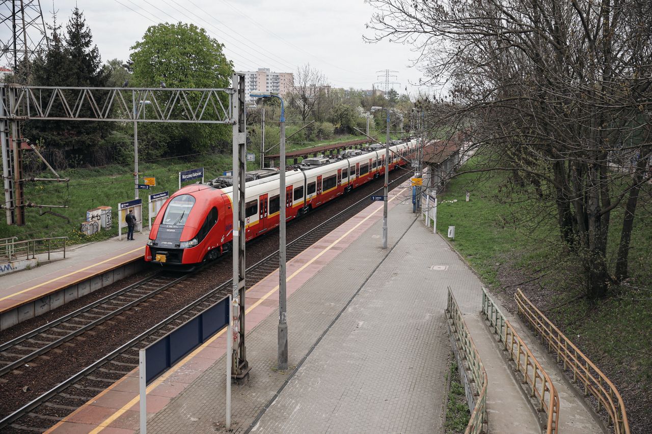 Warszawa. Od niedzieli zmieniony rozkład jazdy pociągów SKM i Kolei Mazowieckich