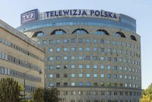 Ponad 800 tys. zł dla TVP
