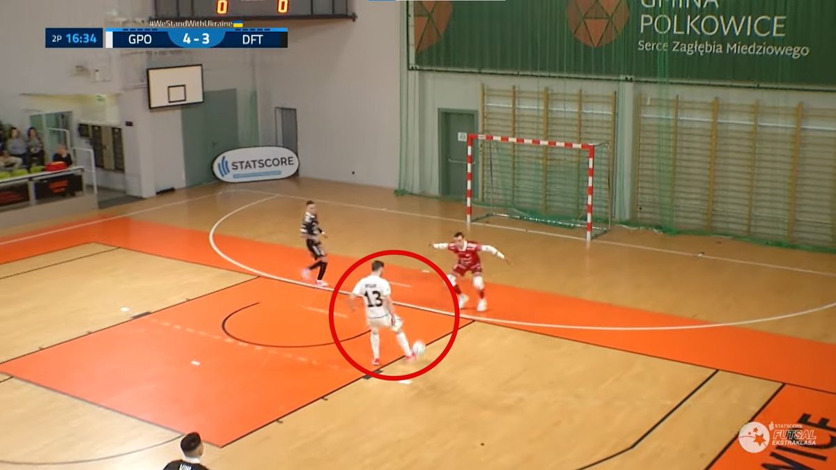 Zdjęcie okładkowe artykułu: YouTube / Statscore Futsal Ekstraklasa / Wspaniały gol Marcela Wolana