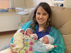 Niesamowity poród trojaczków w Lublinie. Szczęśliwa mama pochodzi z Ukrainy