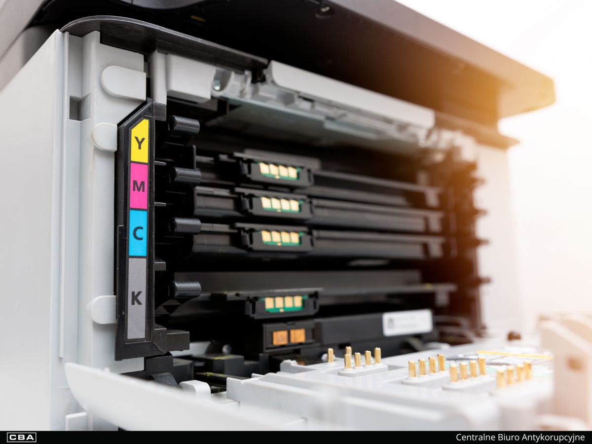 Fikcyjne faktury na tusze i tonery