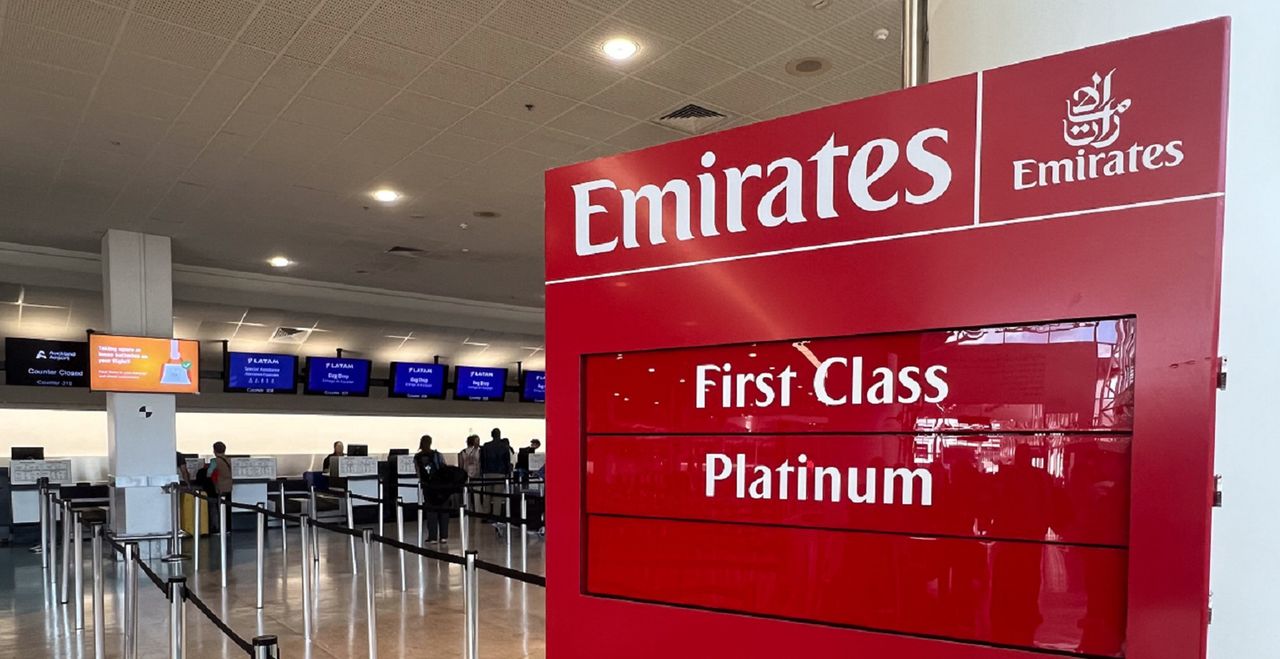Emirates wprowadza rewolucję. Dzieci nie polecą w pierwszej klasie