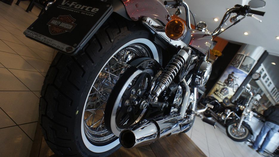 Od początku tego roku w bazach wydziałów komunikacji zarejestrowano 17 tys. 910 motocykli i motorowerów - o 4,23 proc. więcej niż rok wcześniej.