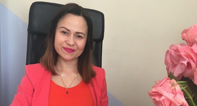 Kinga Sankowska w dziale sprzedaży eTravel