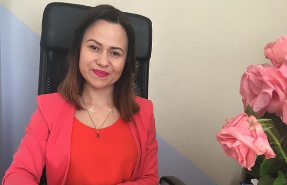 Kinga Sankowska w dziale sprzedaży eTravel