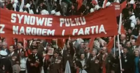 Święta w PRL-u. Pamiętasz pochody, wiece i apele z tamtego czasu?