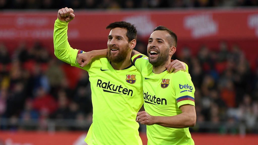 Na zdjęciu od lewej: Lionel Messi i Jordi Alba