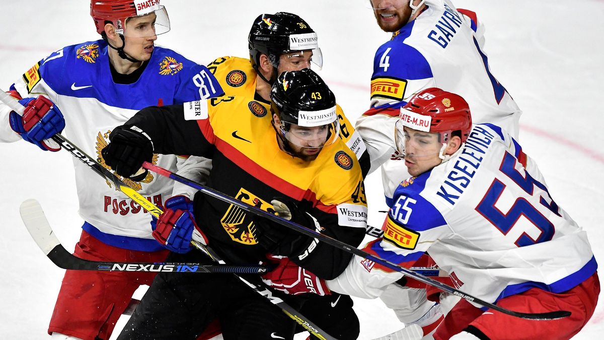 PAP/EPA / SASCHA STEINBACH