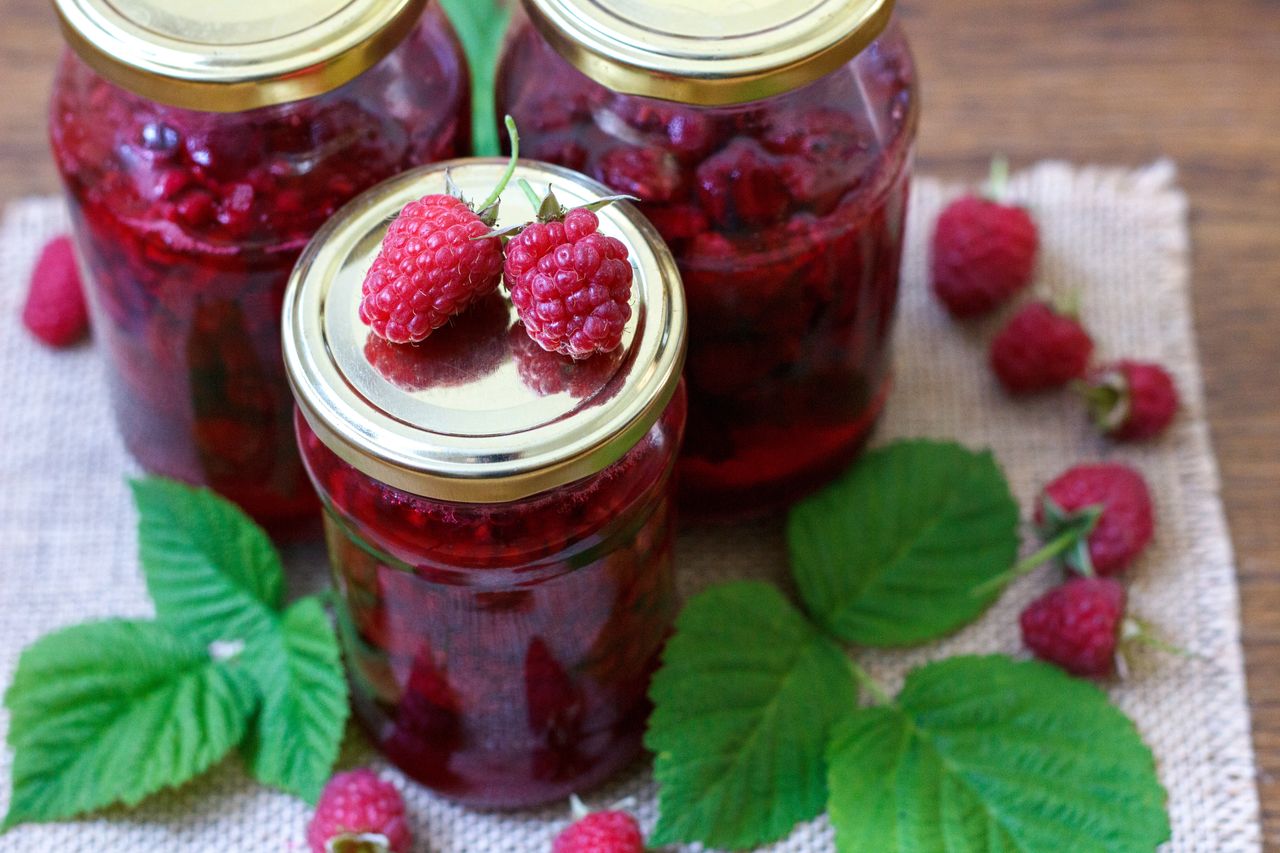 Raspberry juice served cold - the best for the pantry