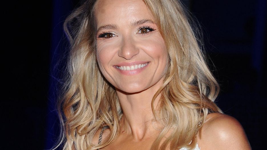 Joanna Koroniewska w zielonej sukience na wiosnę