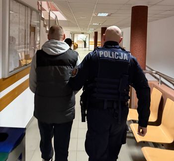 Warszawa: Tymczasowy areszt dla 41-latka za usiłowanie rozboju i groźby