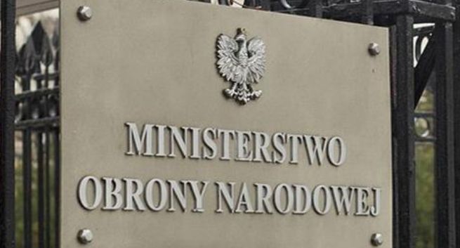 Była asystentka Antoniego Macierewicza zastępuje Bartłomieja Misiewicza jako rzecznik prasowy MON