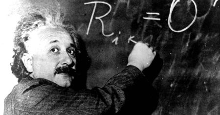 Nie przechytrzył Einsteina. Teraz musi odejść
